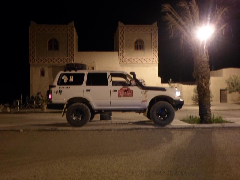Riad Aicha & Camel Trekking Merzouga Exterior photo